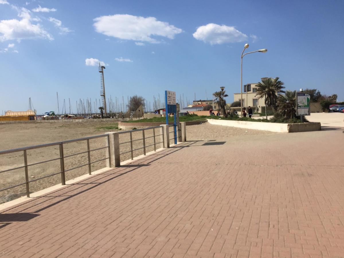 Front Sea Luxury Leilighet Lido di Ostia Eksteriør bilde